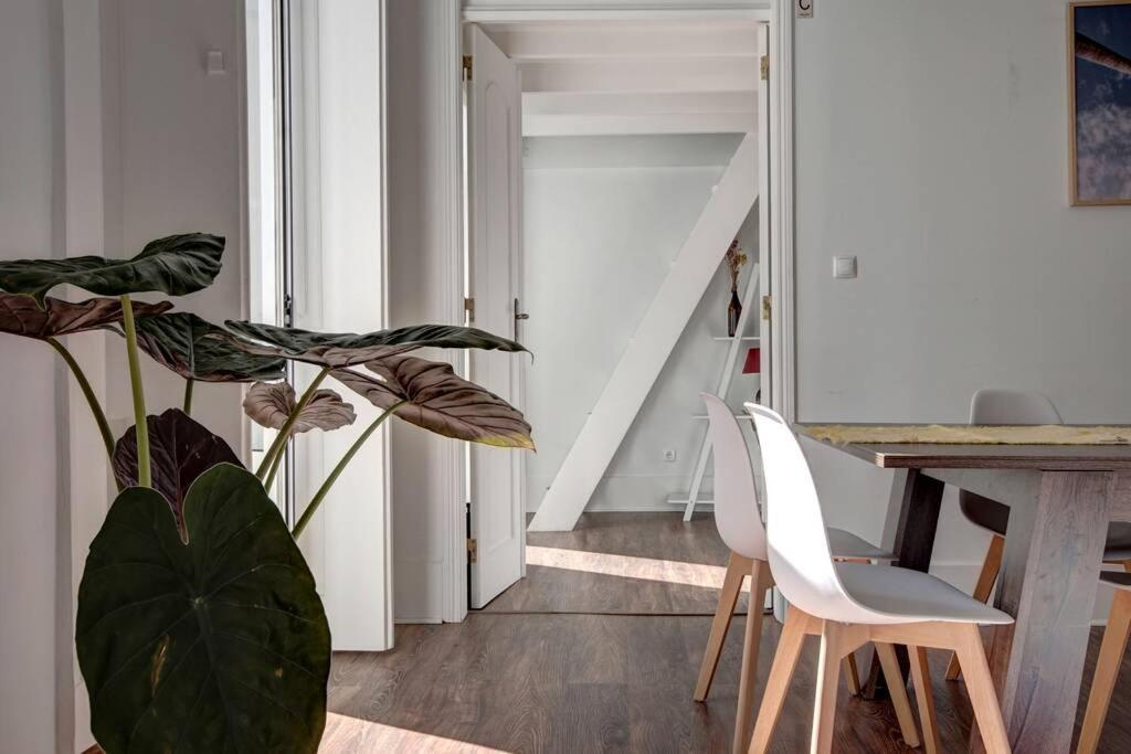Unique Sao Bento Apartment Ideal For A Group Lissabon Exterior foto