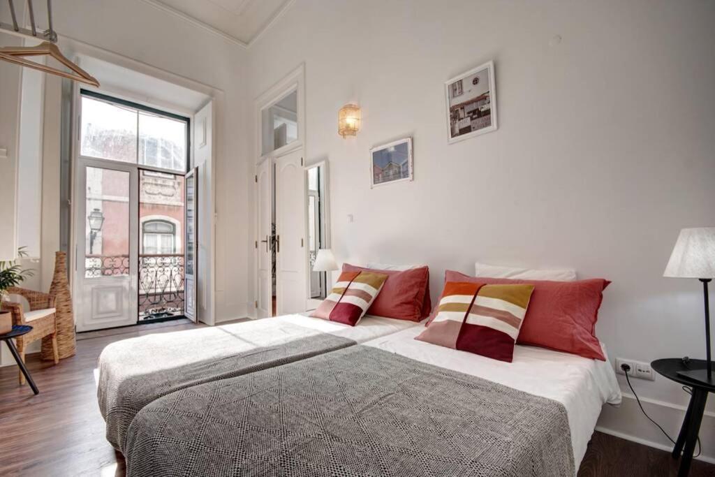 Unique Sao Bento Apartment Ideal For A Group Lissabon Exterior foto