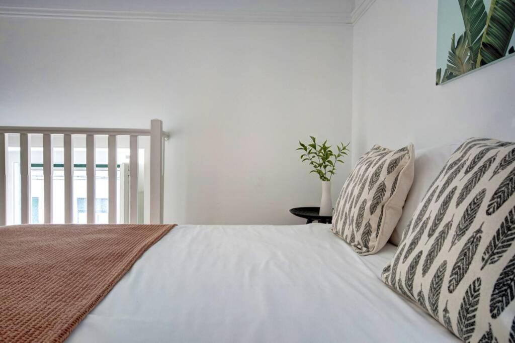 Unique Sao Bento Apartment Ideal For A Group Lissabon Exterior foto